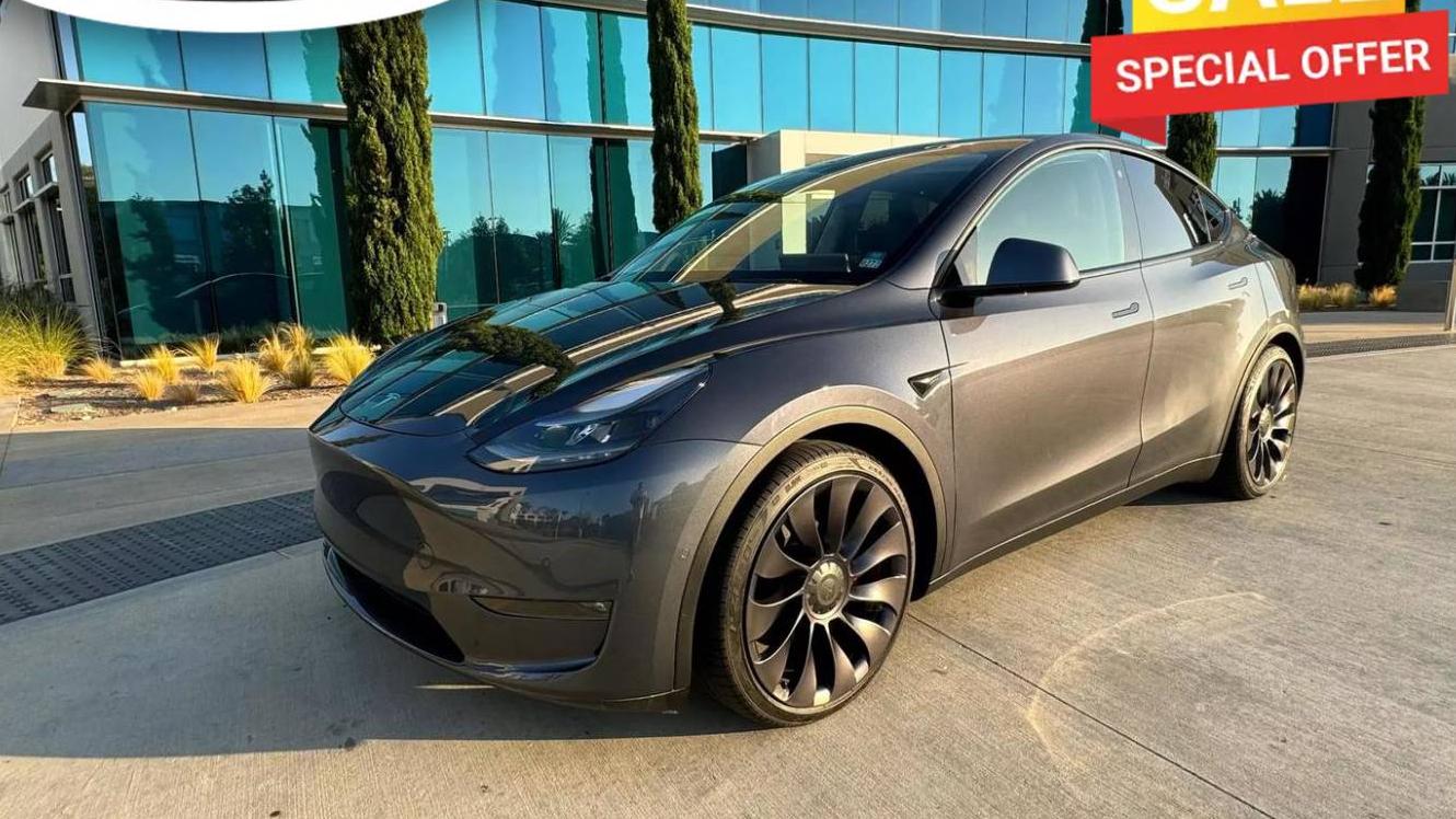 TESLA MODEL Y 2021 5YJYGDEF1MF240099 image